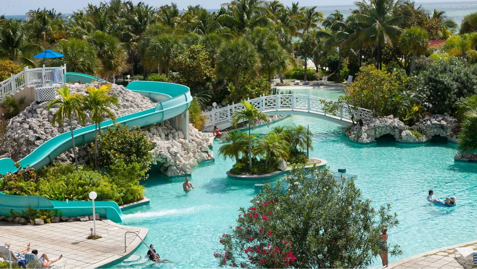 Flamingo Bay hotel and Marina